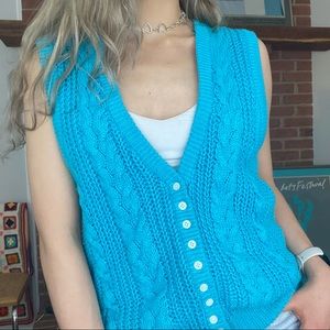 Vintage 90s Gerard Works Chunky Cable Knit Sleeveless Button Up Sweater …